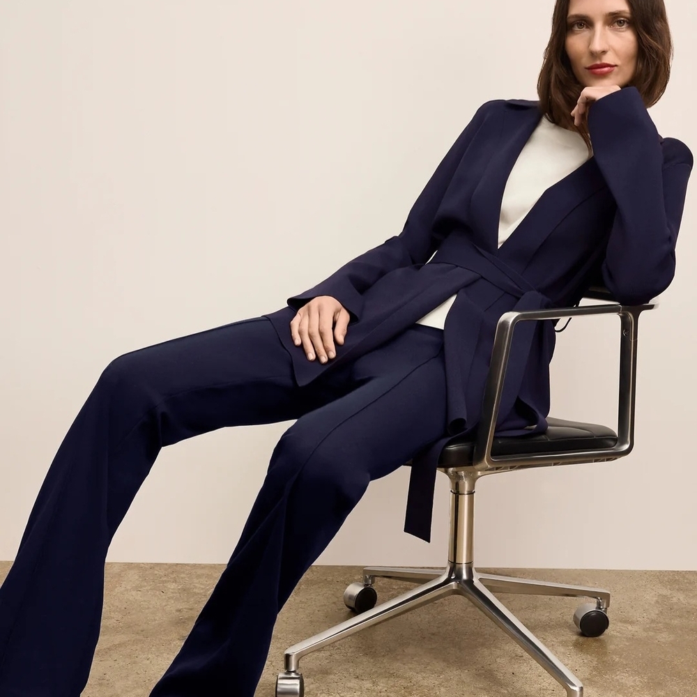 MM. Lafleur Hart Trousers Navy small -NWT